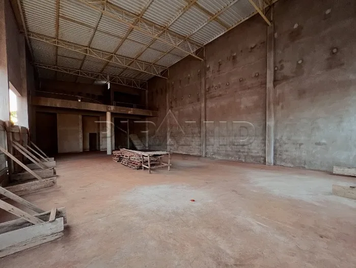 Alugar Comercial / Sal&atilde;o em Ribeir&atilde;o Preto R$ 18.000,00 - Foto 1