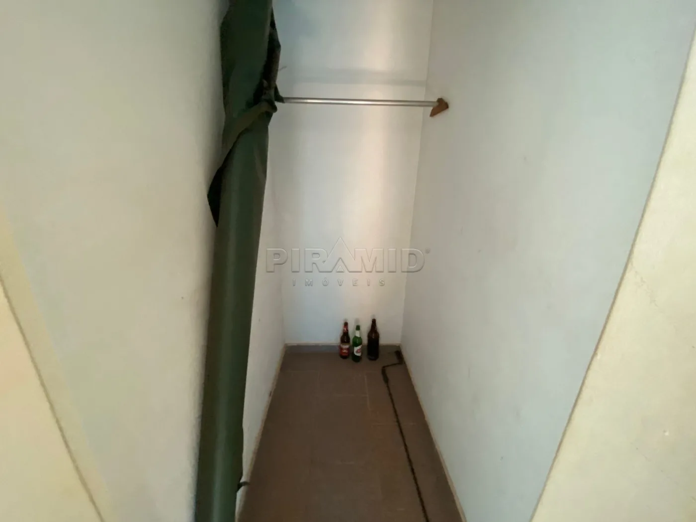 Alugar Casa / Padr&atilde;o em Ribeir&atilde;o Preto R$ 2.500,00 - Foto 14