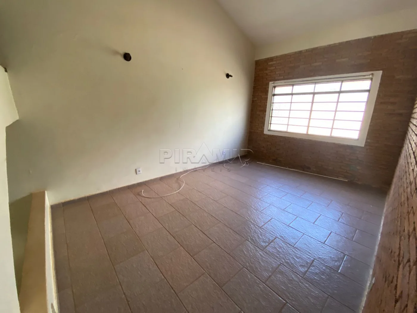 Alugar Casa / Padr&atilde;o em Ribeir&atilde;o Preto R$ 2.500,00 - Foto 4