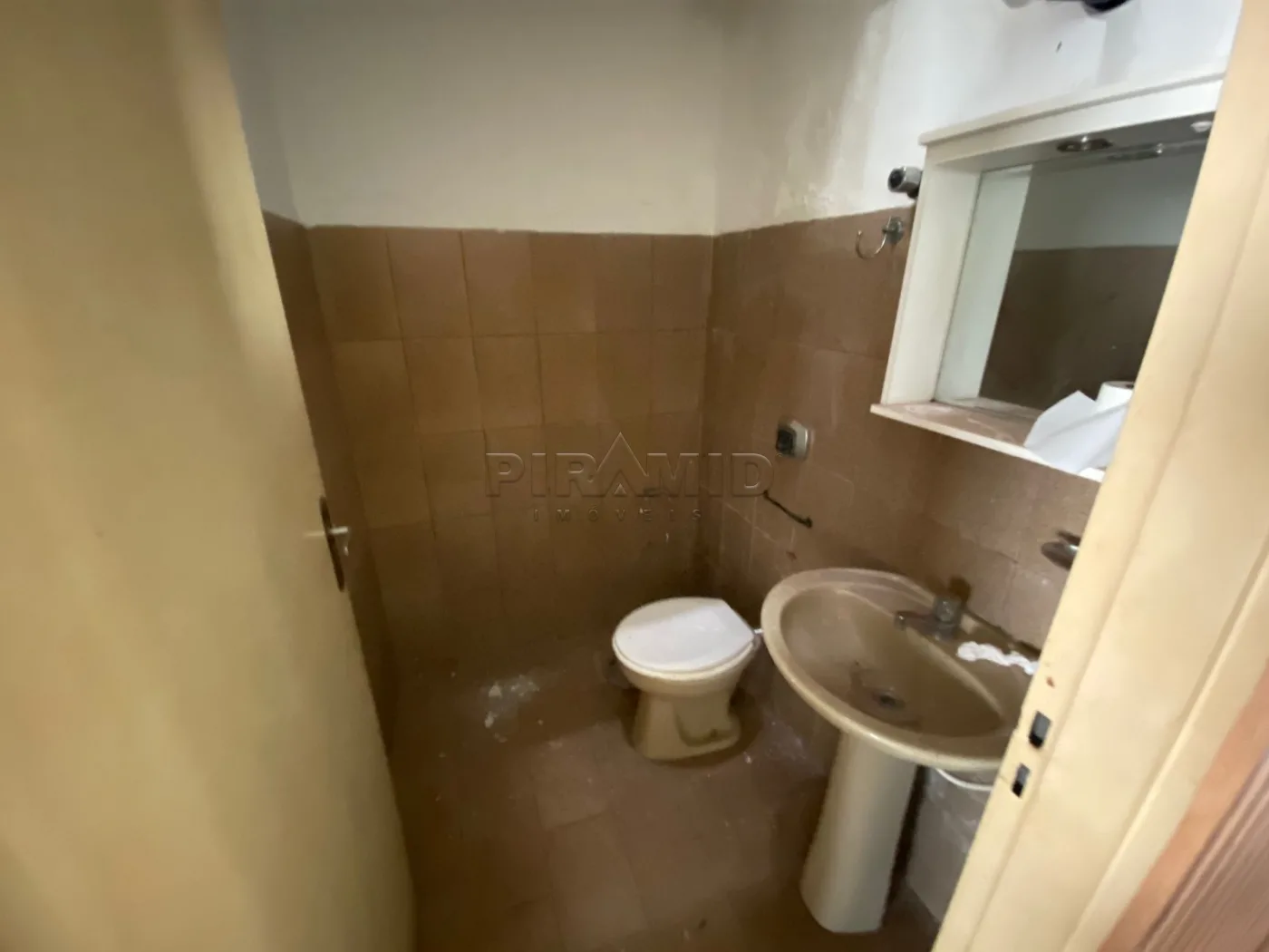 Alugar Casa / Padr&atilde;o em Ribeir&atilde;o Preto R$ 2.500,00 - Foto 10