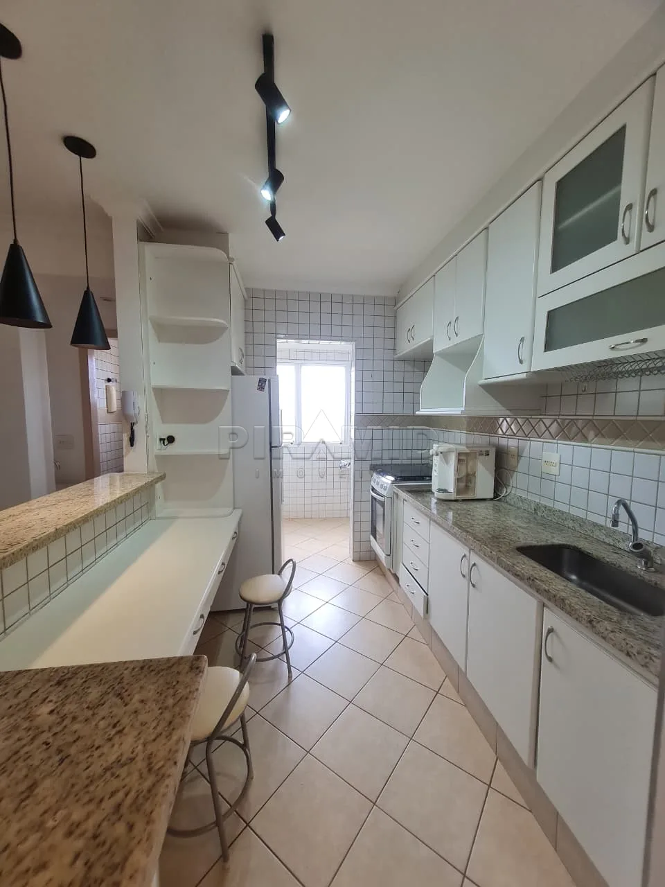 Alugar Apartamento / Padr&atilde;o em Ribeir&atilde;o Preto R$ 1.900,00 - Foto 7