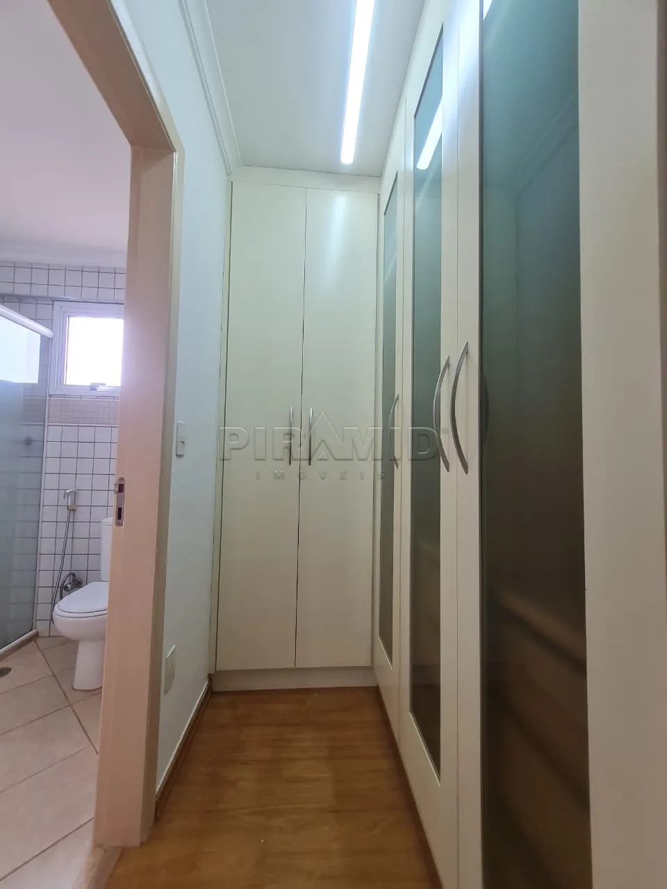 Alugar Apartamento / Padr&atilde;o em Ribeir&atilde;o Preto R$ 1.900,00 - Foto 10
