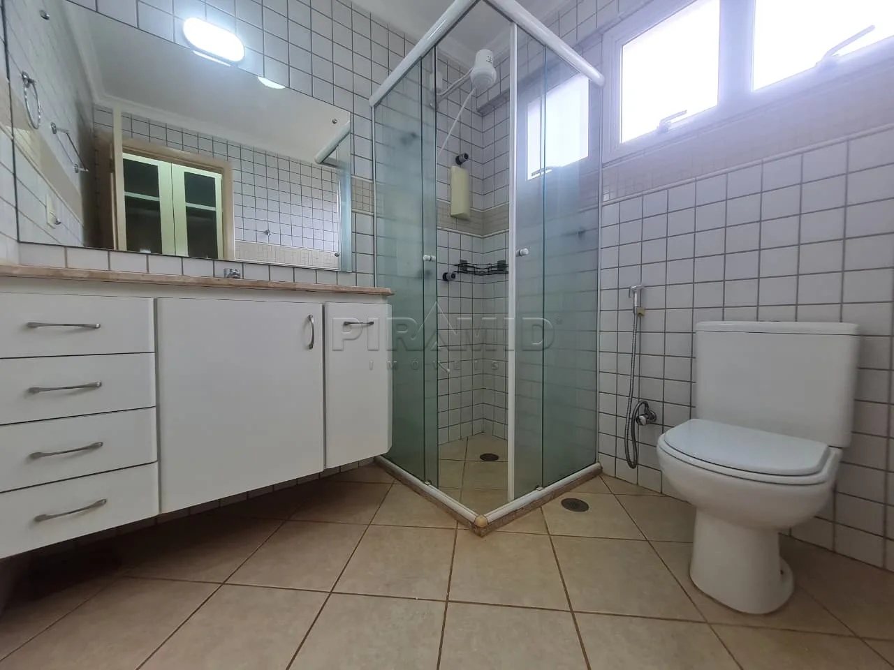 Alugar Apartamento / Padr&atilde;o em Ribeir&atilde;o Preto R$ 1.900,00 - Foto 11