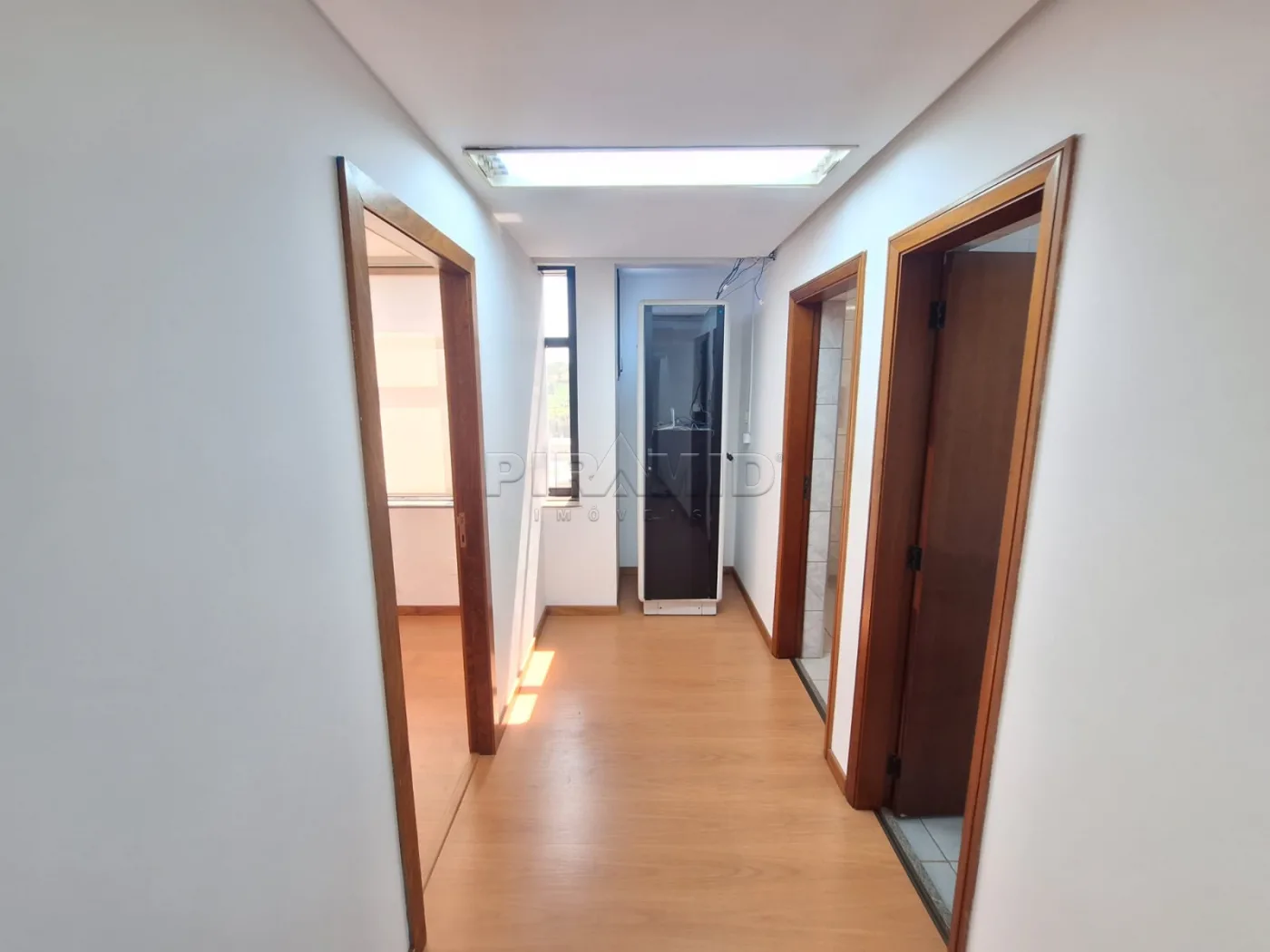 Alugar Comercial / Sala em Ribeir&atilde;o Preto R$ 4.100,00 - Foto 4