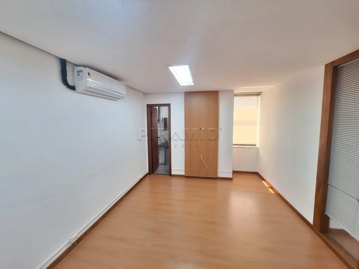 Alugar Comercial / Sala em Ribeir&atilde;o Preto R$ 4.100,00 - Foto 18