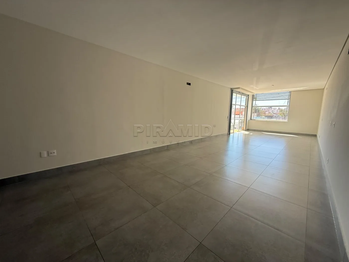 Alugar Comercial / Sala em Ribeir&atilde;o Preto R$ 4.300,00 - Foto 4