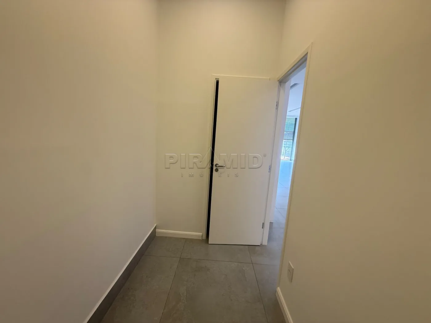 Alugar Comercial / Sala em Ribeir&atilde;o Preto R$ 4.300,00 - Foto 20