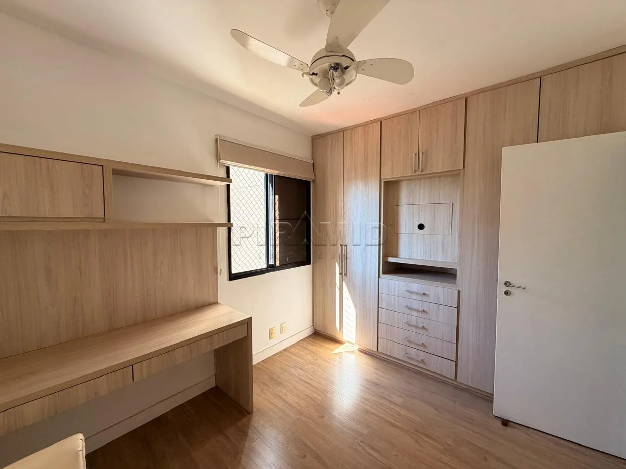 Alugar Apartamento / Padr&atilde;o em Ribeir&atilde;o Preto R$ 2.300,00 - Foto 19