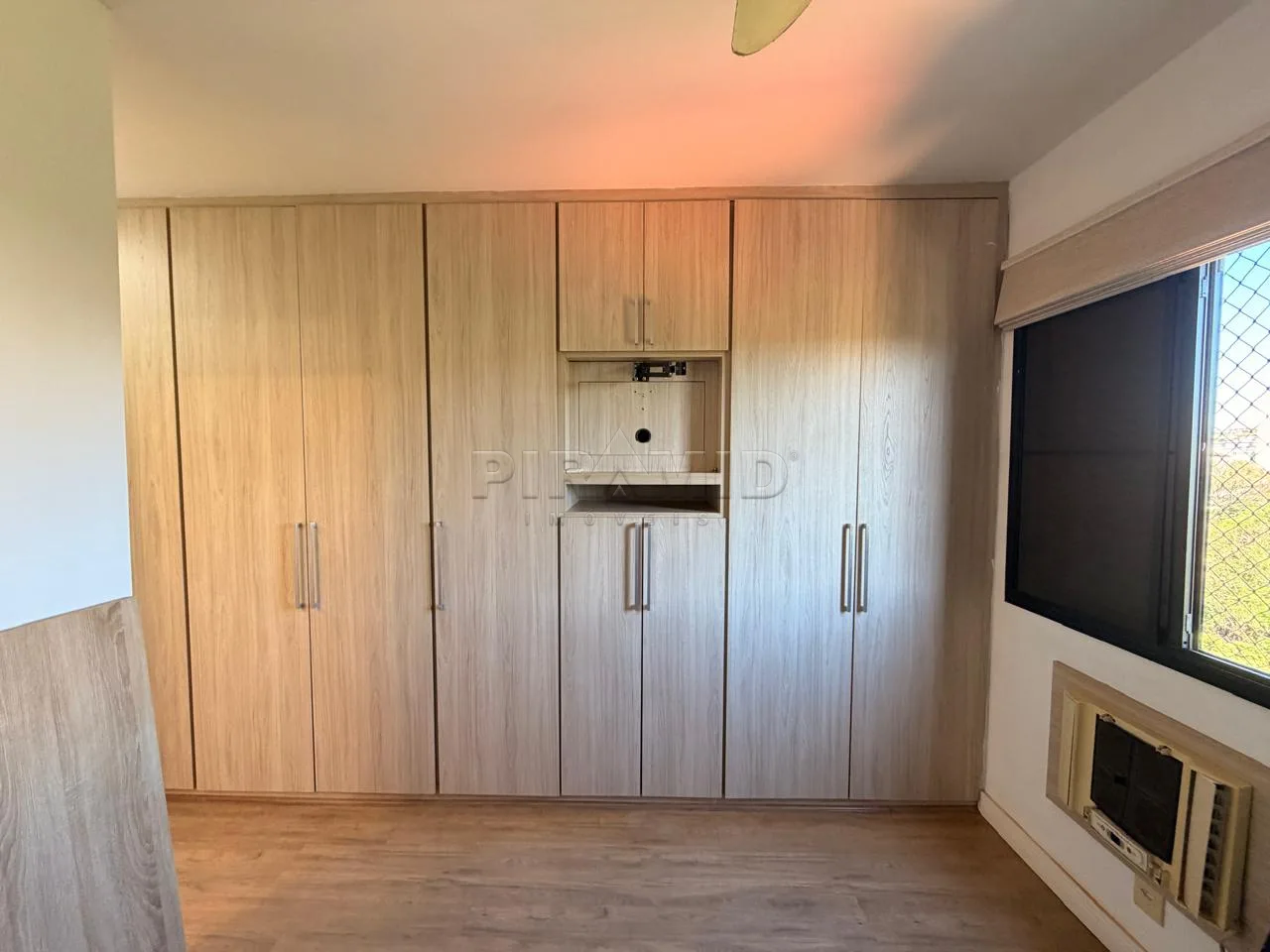 Alugar Apartamento / Padr&atilde;o em Ribeir&atilde;o Preto R$ 2.300,00 - Foto 23