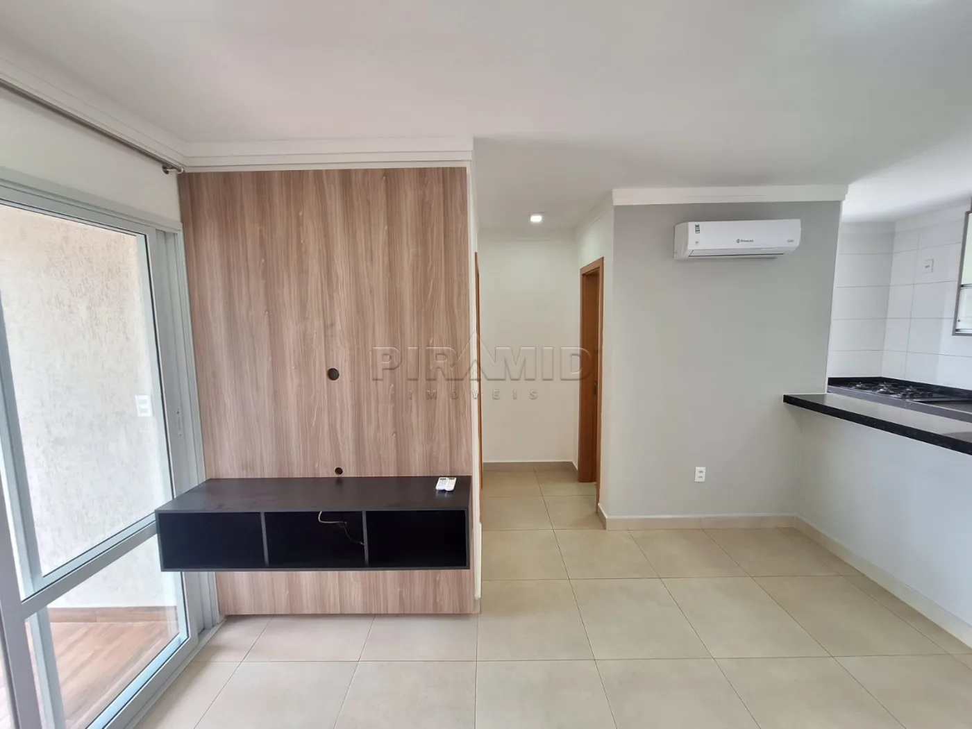 Alugar Apartamento / Padr&atilde;o em Ribeir&atilde;o Preto R$ 2.400,00 - Foto 2