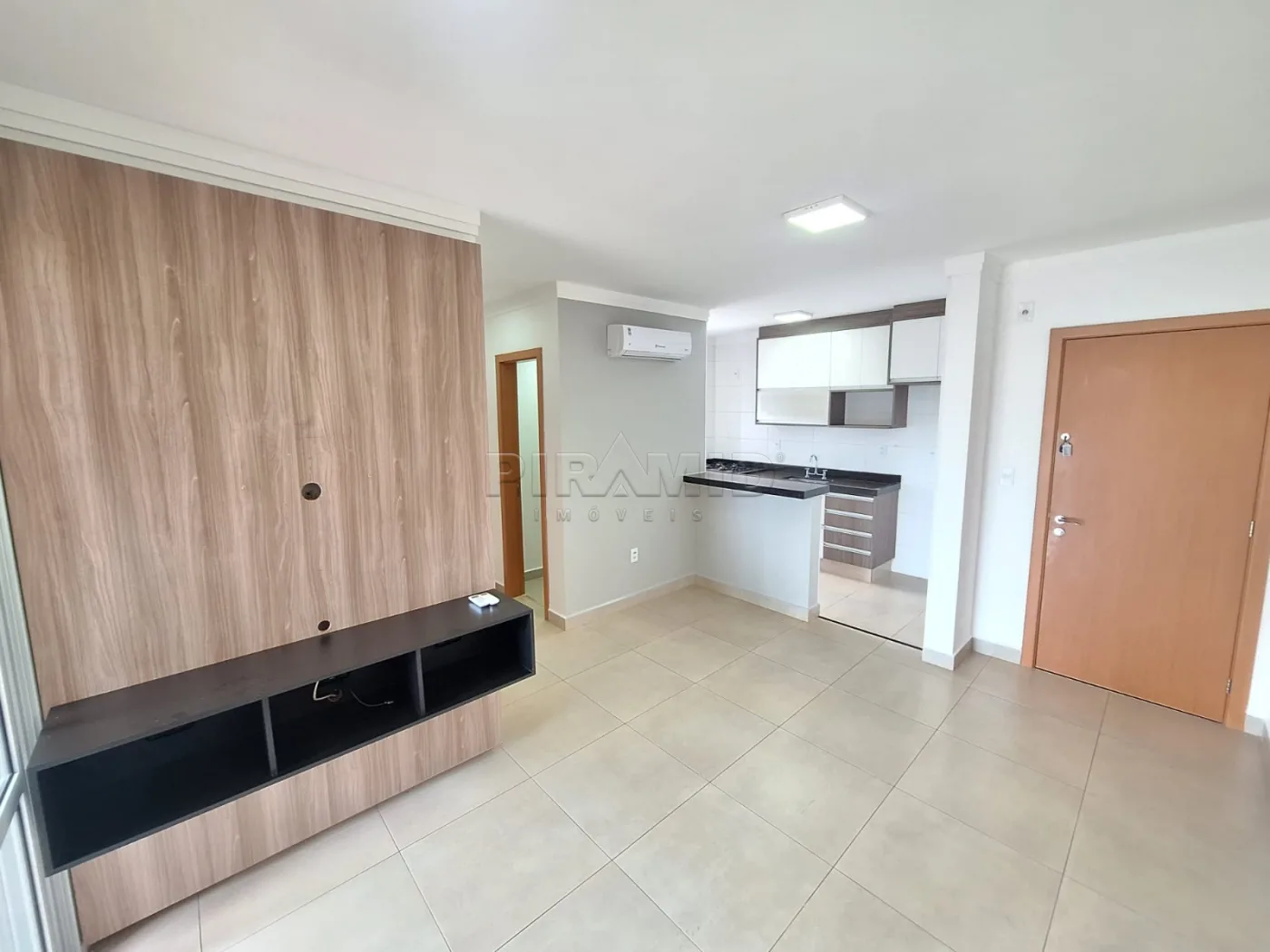 Alugar Apartamento / Padr&atilde;o em Ribeir&atilde;o Preto R$ 2.400,00 - Foto 3