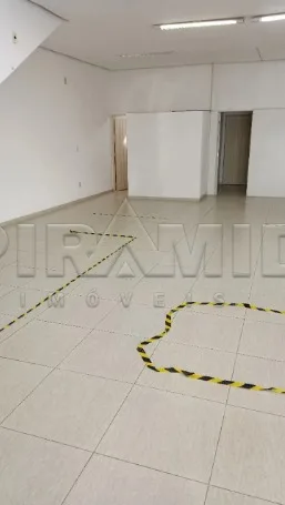 Alugar Comercial / Sal&atilde;o em Ribeir&atilde;o Preto R$ 3.500,00 - Foto 1