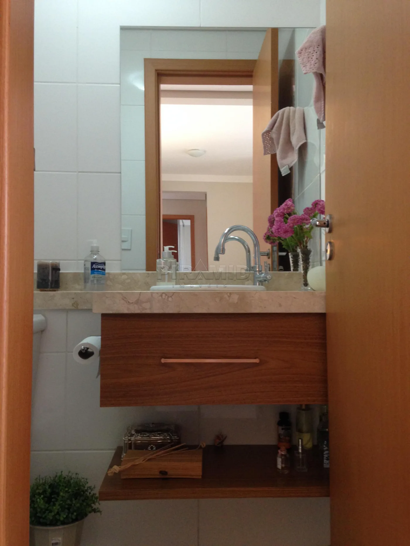 Alugar Apartamento / Padr&atilde;o em Ribeir&atilde;o Preto R$ 4.100,00 - Foto 11