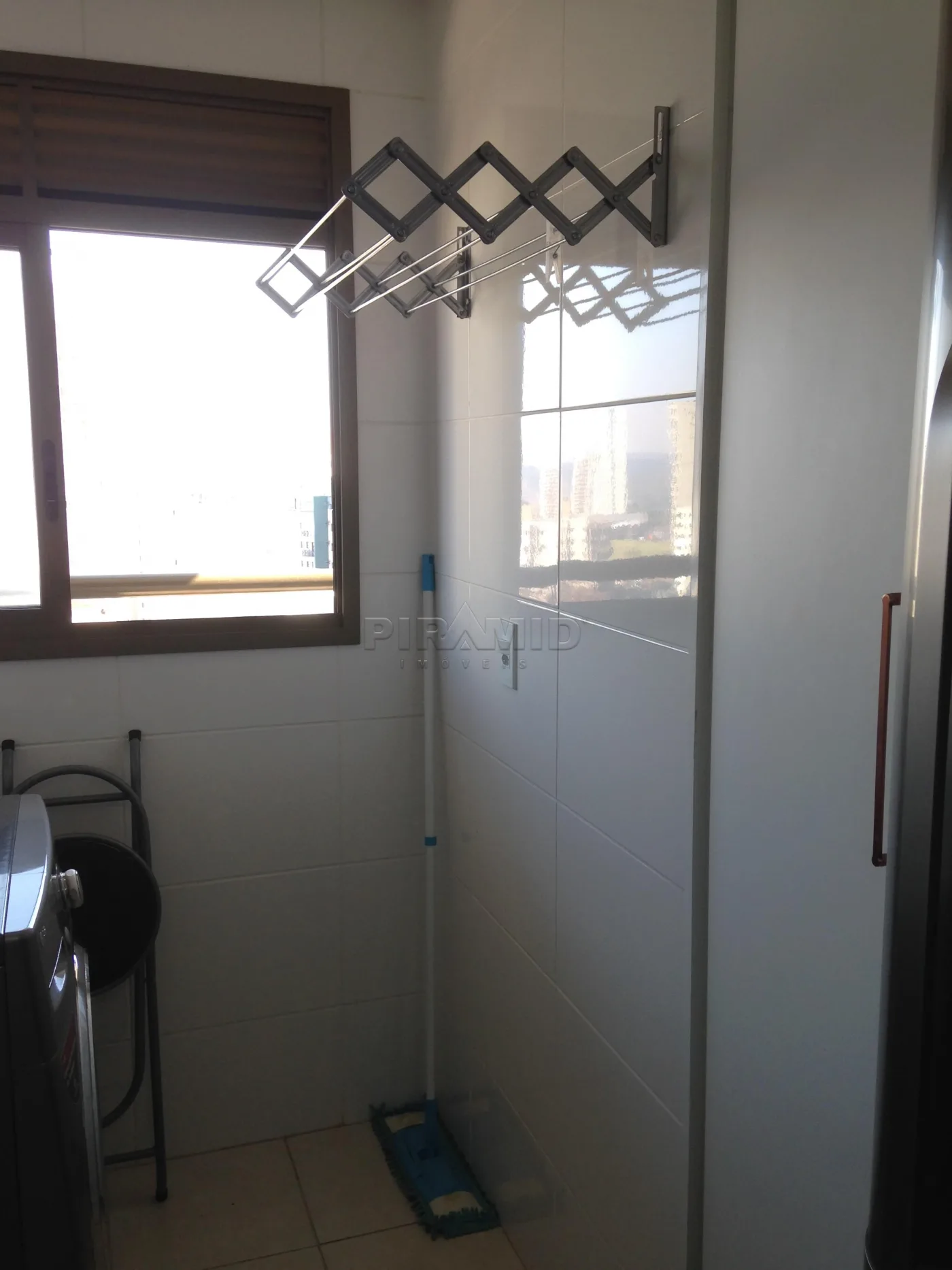 Alugar Apartamento / Padr&atilde;o em Ribeir&atilde;o Preto R$ 4.100,00 - Foto 19