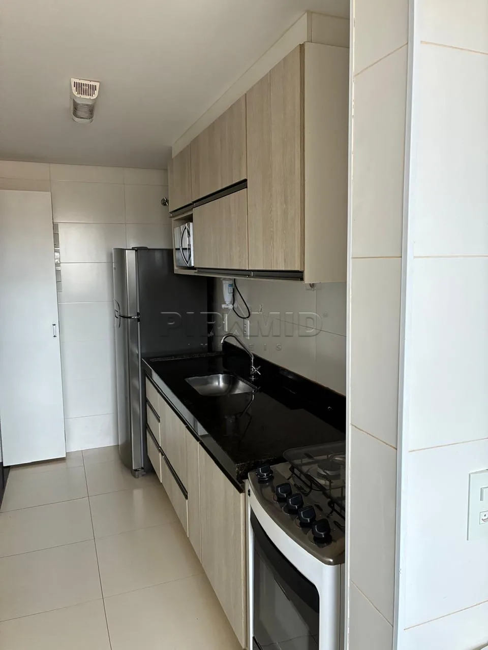 Alugar Apartamento / Padr&atilde;o em Ribeir&atilde;o Preto R$ 2.450,00 - Foto 6