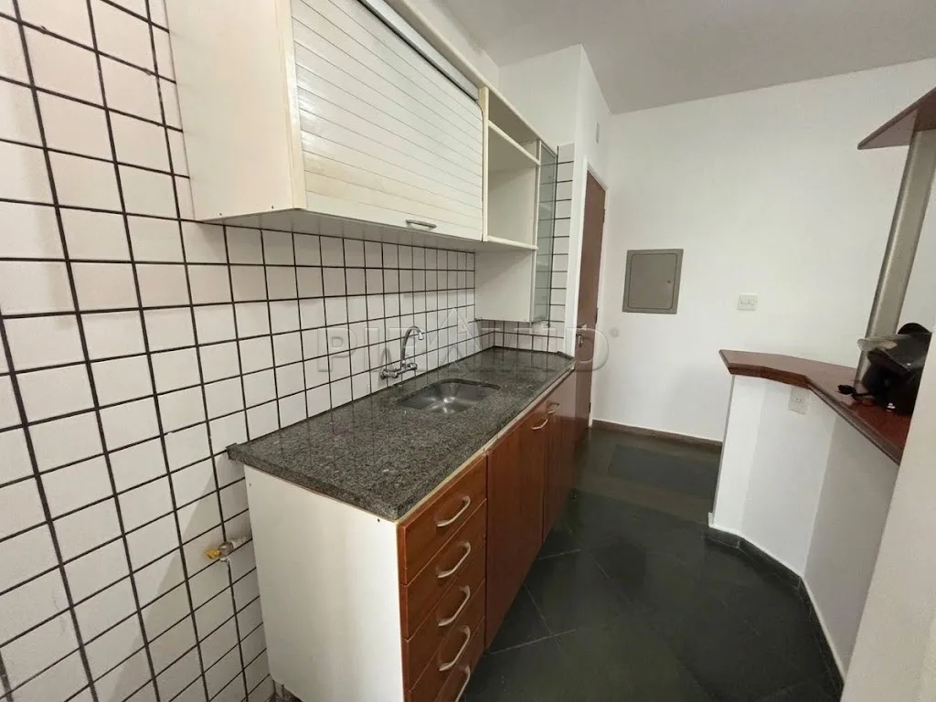 Alugar Apartamento / Padr&atilde;o em Ribeir&atilde;o Preto R$ 1.500,00 - Foto 3