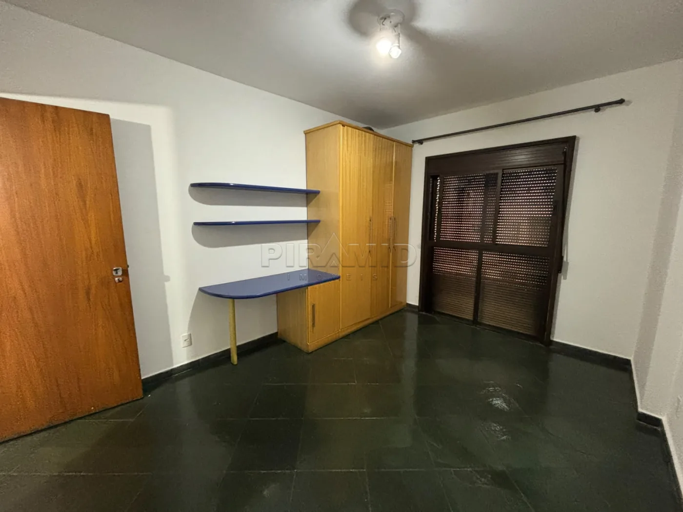 Alugar Apartamento / Padr&atilde;o em Ribeir&atilde;o Preto R$ 1.500,00 - Foto 9