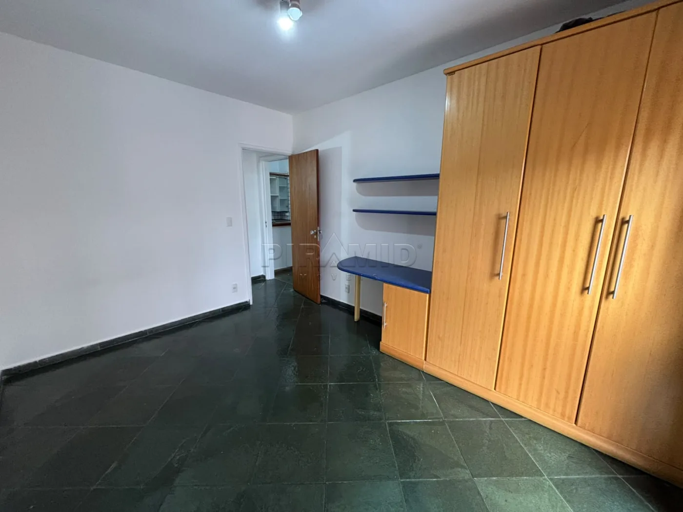 Alugar Apartamento / Padr&atilde;o em Ribeir&atilde;o Preto R$ 1.500,00 - Foto 10