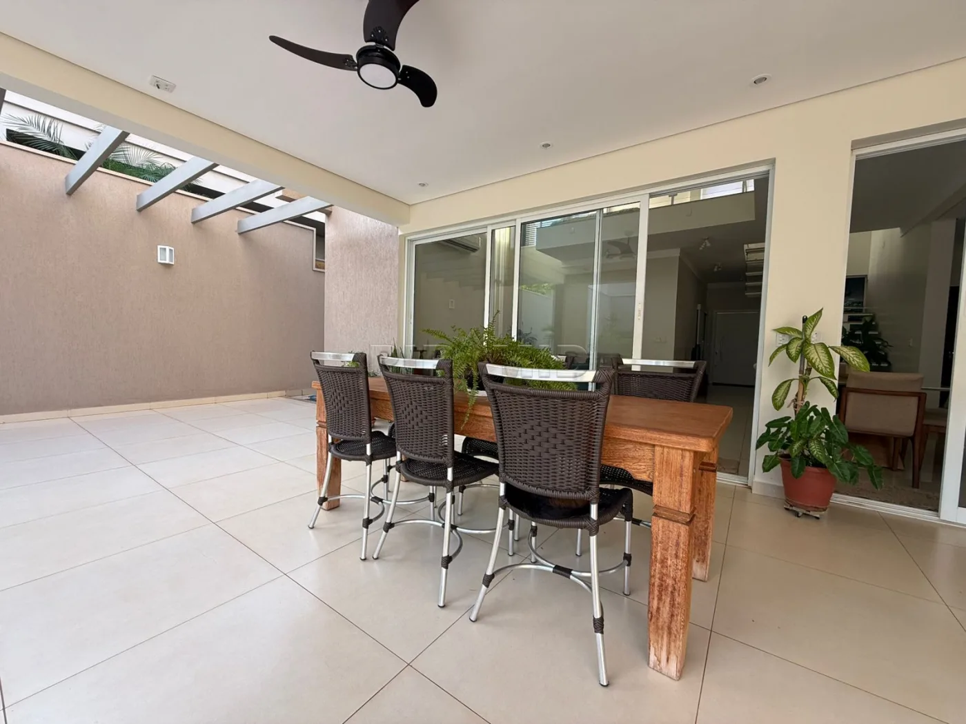 Alugar Casa / Condom&iacute;nio em Ribeir&atilde;o Preto R$ 6.000,00 - Foto 10