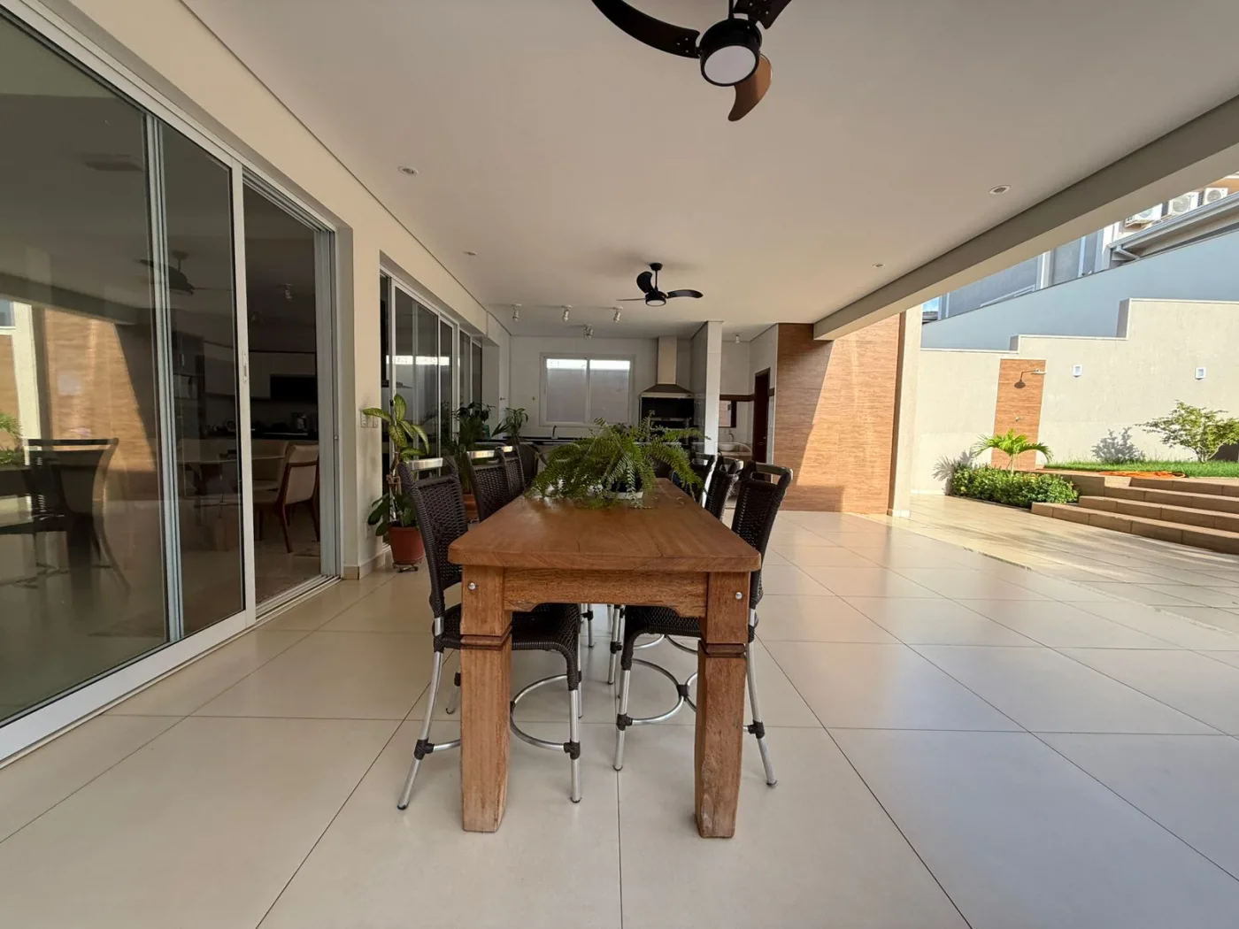 Alugar Casa / Condom&iacute;nio em Ribeir&atilde;o Preto R$ 6.000,00 - Foto 11