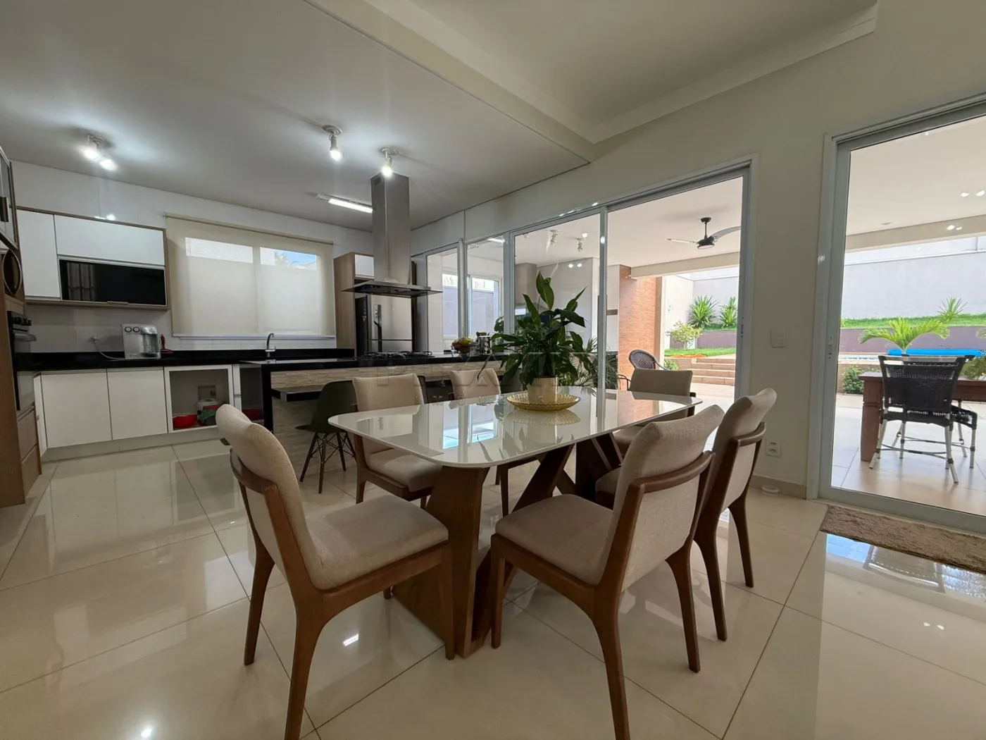 Alugar Casa / Condom&iacute;nio em Ribeir&atilde;o Preto R$ 6.000,00 - Foto 19