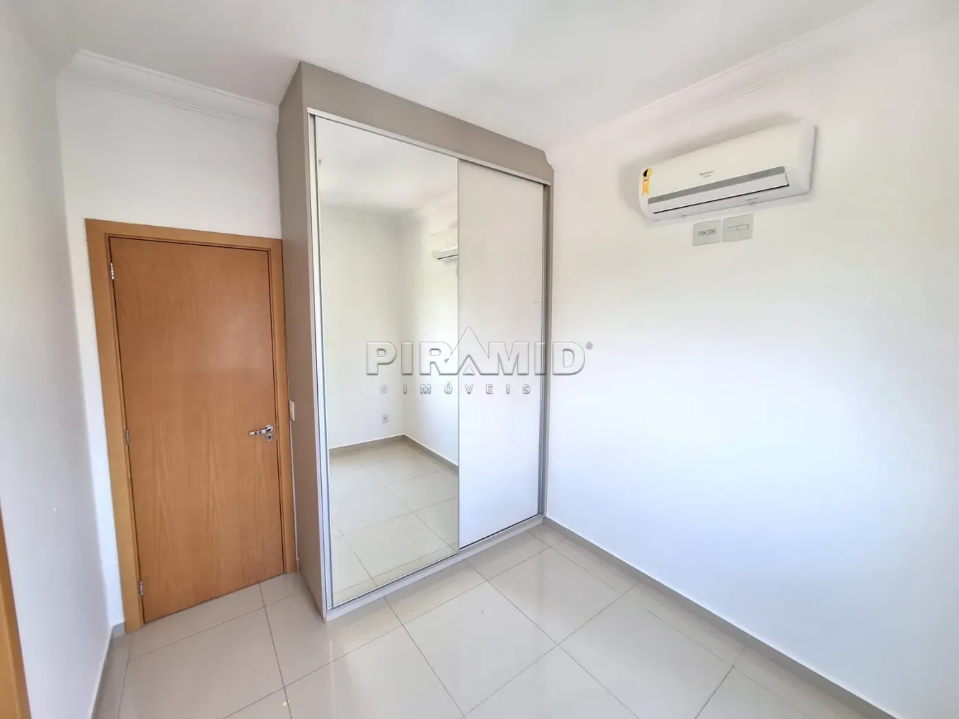Alugar Apartamento / Padr&atilde;o em Ribeir&atilde;o Preto R$ 2.700,00 - Foto 17