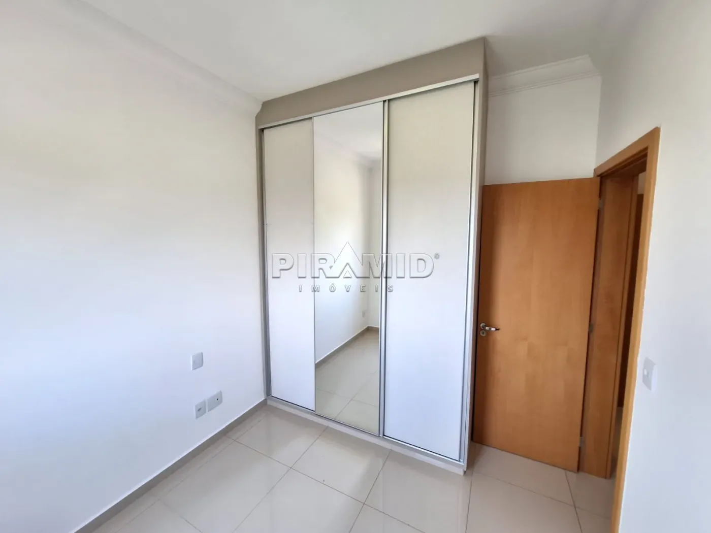 Alugar Apartamento / Padr&atilde;o em Ribeir&atilde;o Preto R$ 2.700,00 - Foto 20