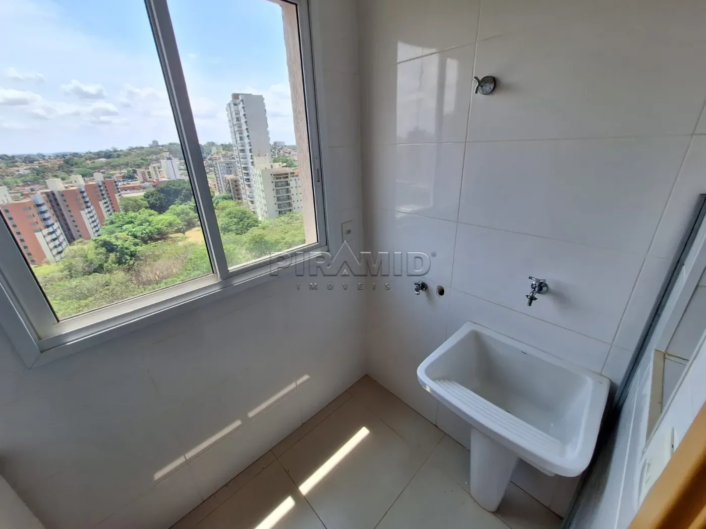 Alugar Apartamento / Padr&atilde;o em Ribeir&atilde;o Preto R$ 2.700,00 - Foto 22