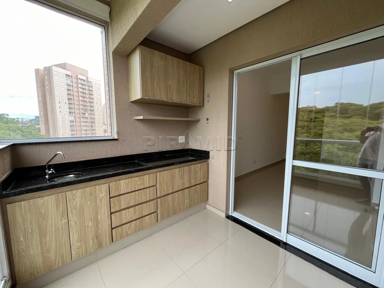 Comprar Apartamento / Padr&atilde;o em Ribeir&atilde;o Preto R$ 580.000,00 - Foto 5