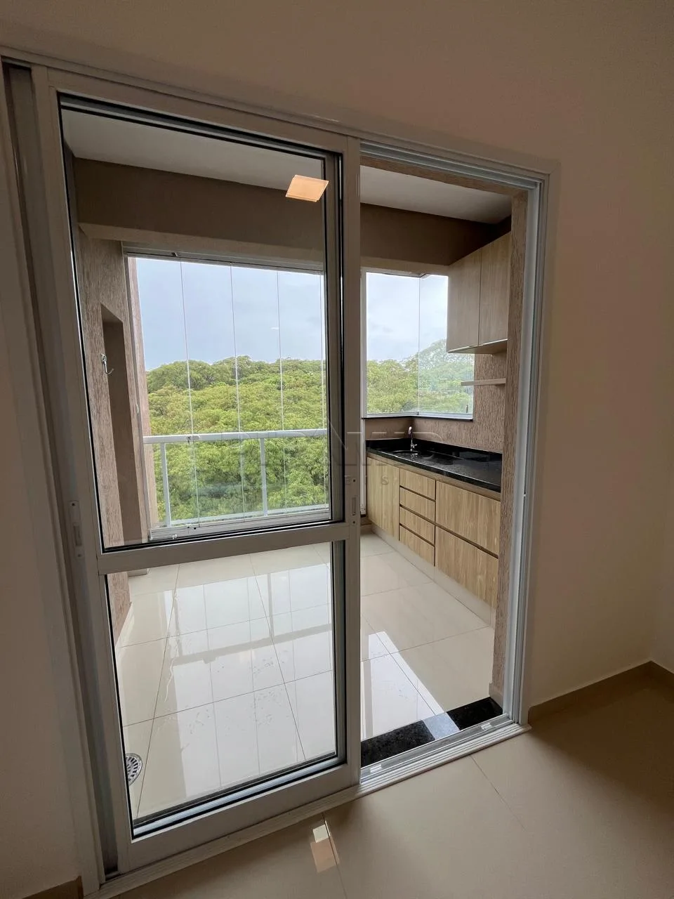 Comprar Apartamento / Padr&atilde;o em Ribeir&atilde;o Preto R$ 580.000,00 - Foto 4