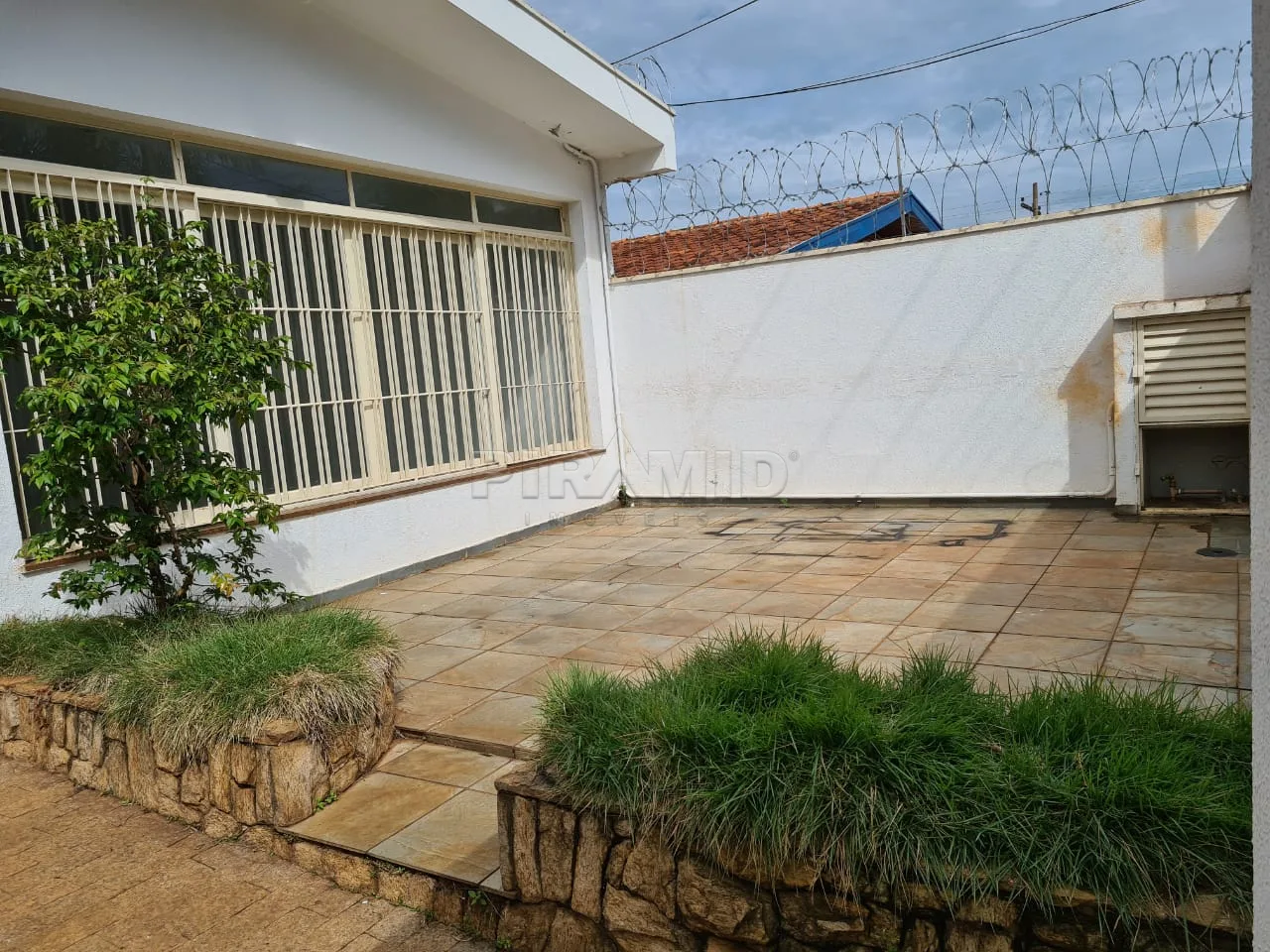 Alugar Casa / Padr&atilde;o em Ribeir&atilde;o Preto R$ 4.500,00 - Foto 3