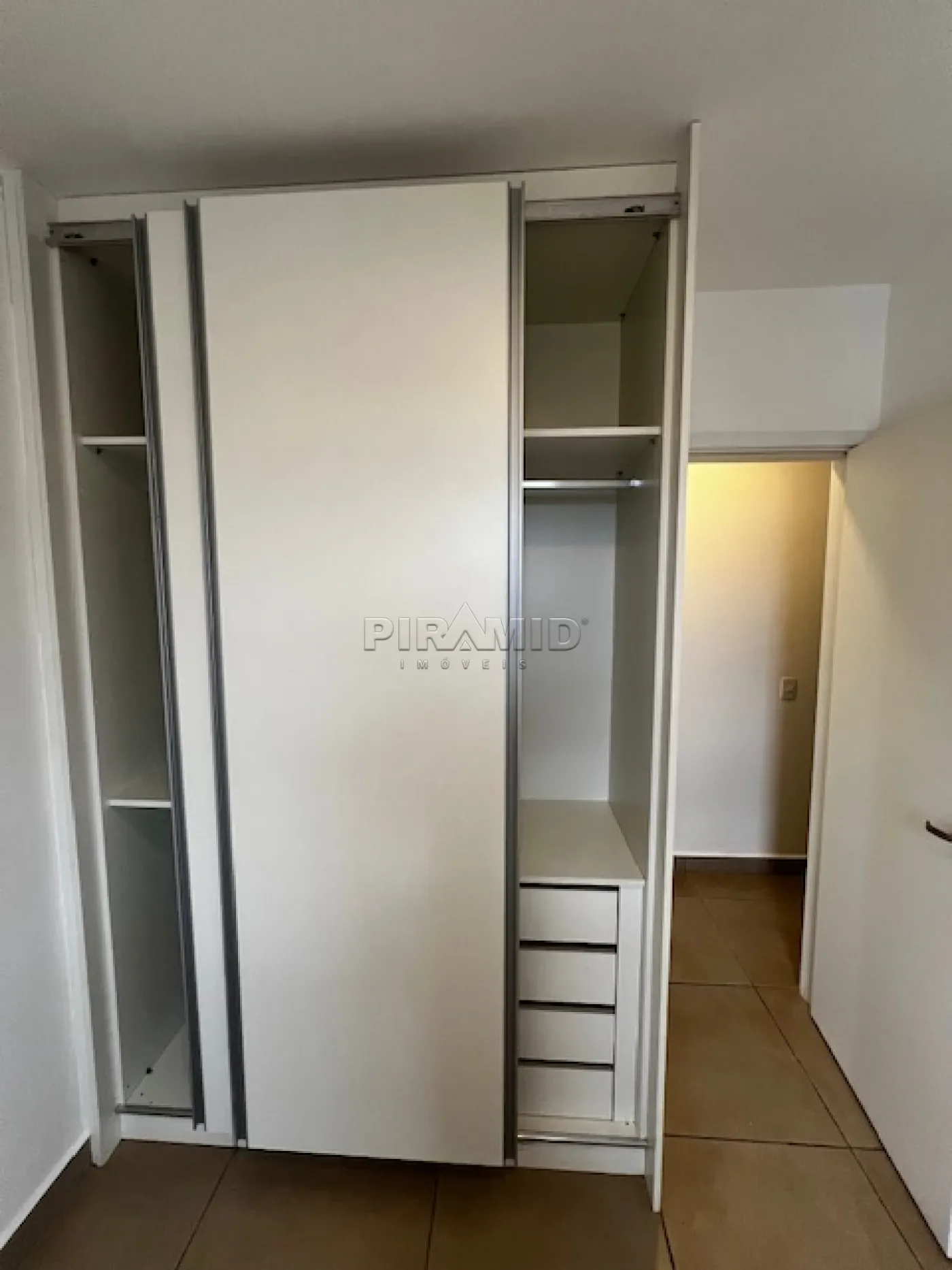 Alugar Apartamento / Padr&atilde;o em Ribeir&atilde;o Preto R$ 3.450,00 - Foto 8