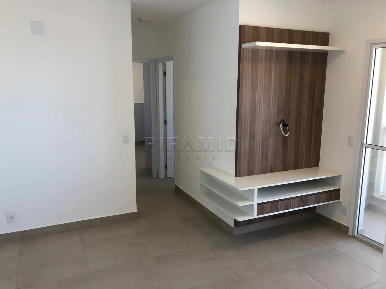 Alugar Apartamento / Padr&atilde;o em Ribeir&atilde;o Preto R$ 3.600,00 - Foto 2