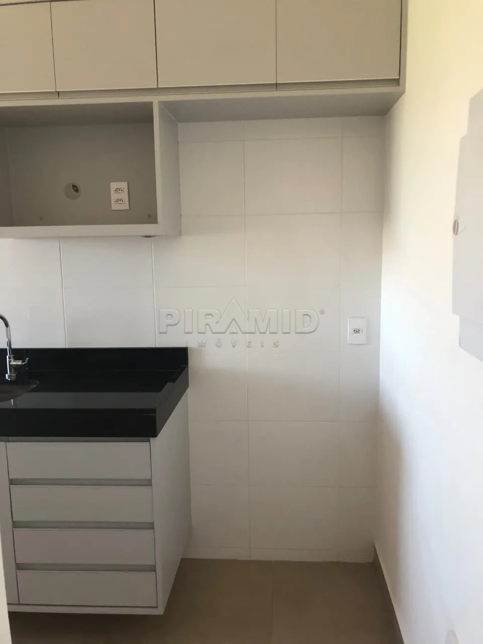 Alugar Apartamento / Padr&atilde;o em Ribeir&atilde;o Preto R$ 3.600,00 - Foto 5