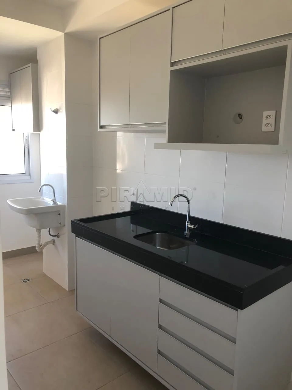 Alugar Apartamento / Padr&atilde;o em Ribeir&atilde;o Preto R$ 3.600,00 - Foto 7