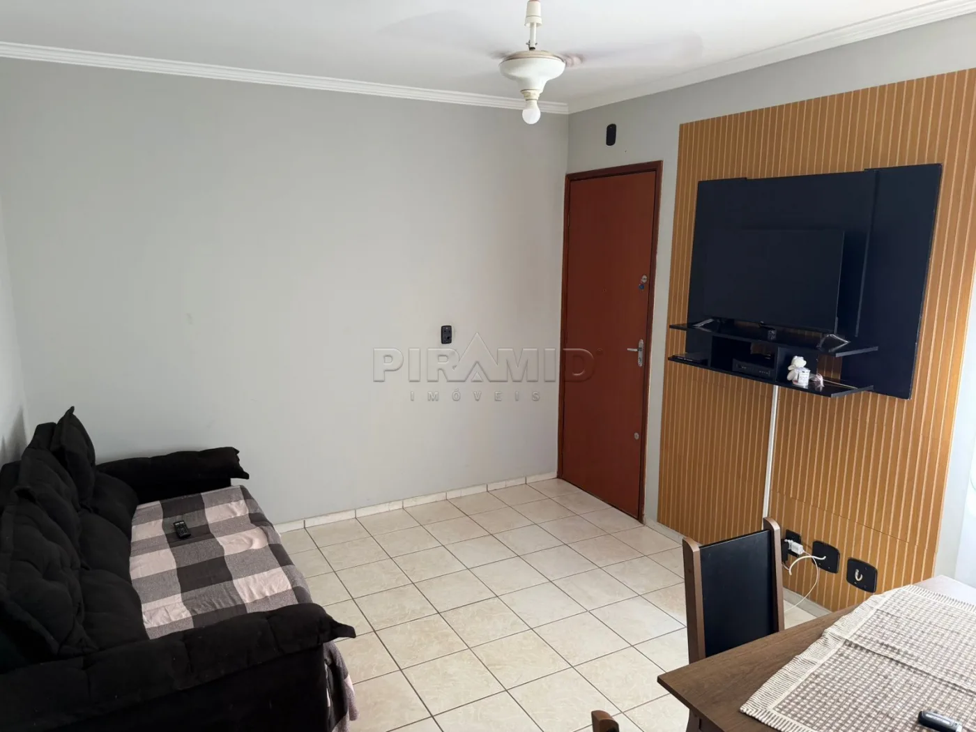 Alugar Apartamento / Padr&atilde;o em Ribeir&atilde;o Preto R$ 1.800,00 - Foto 1