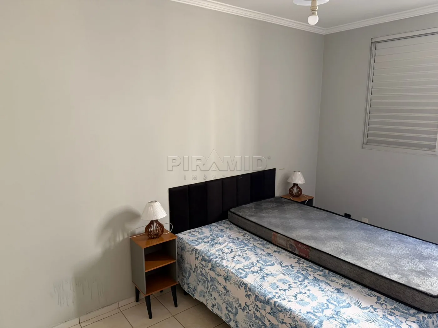 Alugar Apartamento / Padr&atilde;o em Ribeir&atilde;o Preto R$ 1.800,00 - Foto 4