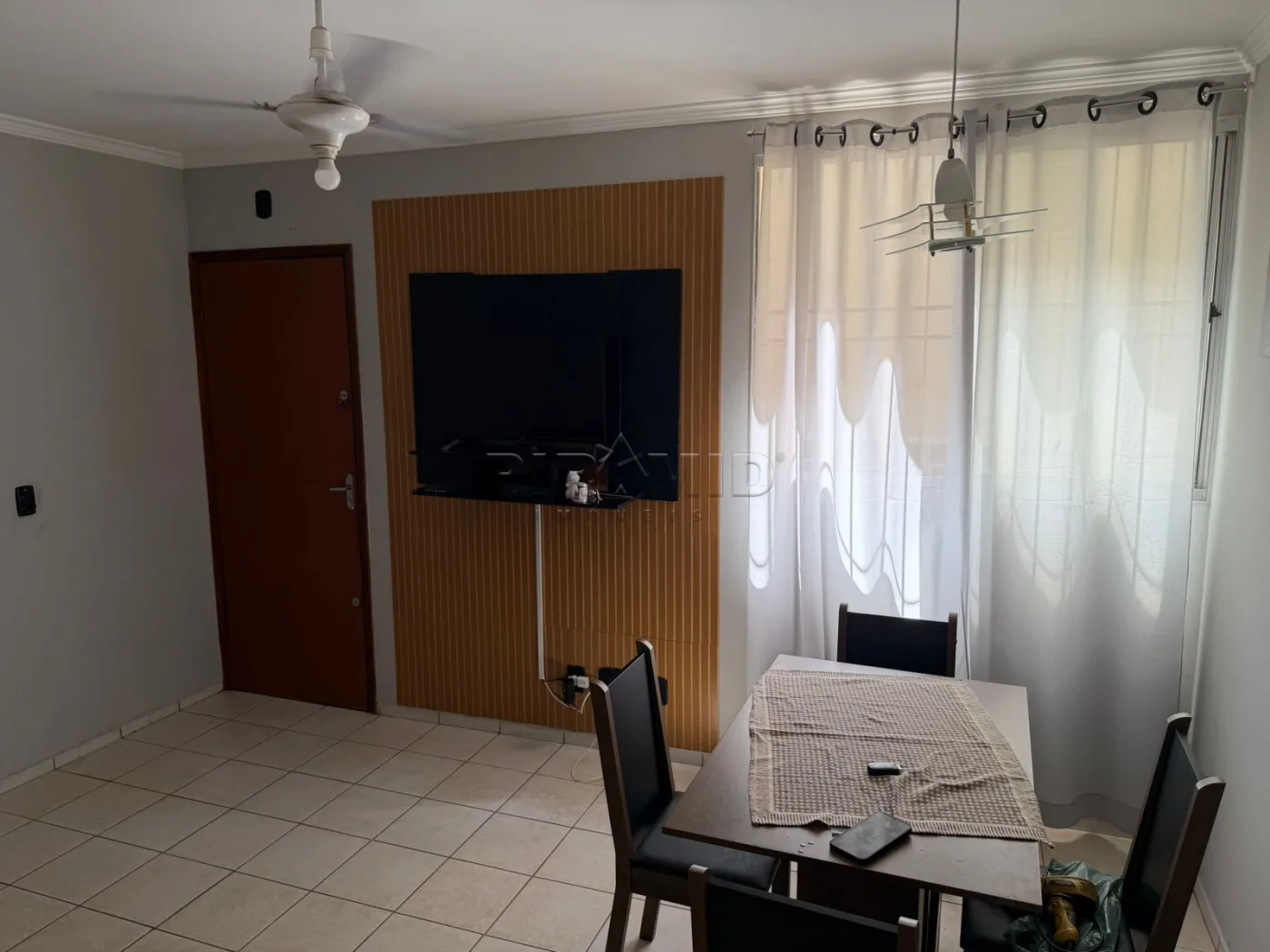 Alugar Apartamento / Padr&atilde;o em Ribeir&atilde;o Preto R$ 1.800,00 - Foto 2
