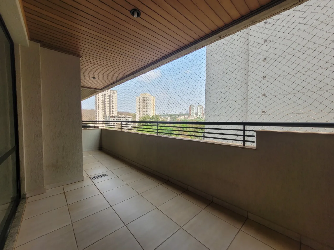 Alugar Apartamento / Padr&atilde;o em Ribeir&atilde;o Preto R$ 3.400,00 - Foto 3