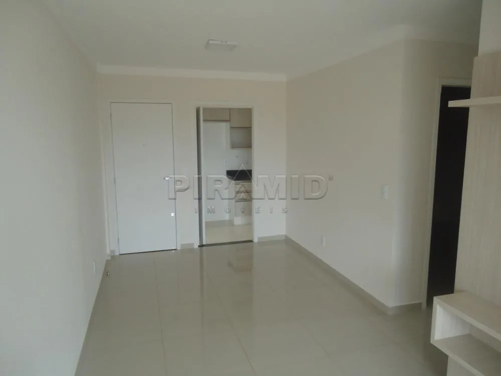 Alugar Apartamento / Padr&atilde;o em Ribeir&atilde;o Preto R$ 1.800,00 - Foto 2