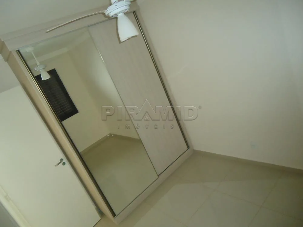 Alugar Apartamento / Padr&atilde;o em Ribeir&atilde;o Preto R$ 1.800,00 - Foto 4
