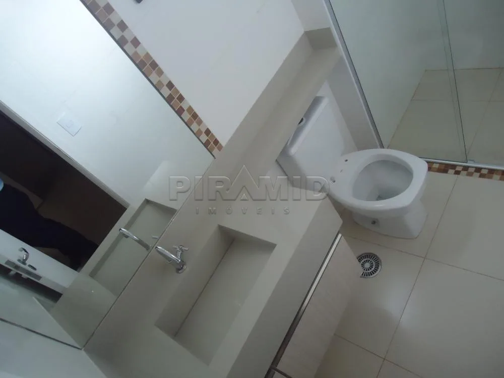Alugar Apartamento / Padr&atilde;o em Ribeir&atilde;o Preto R$ 1.800,00 - Foto 8