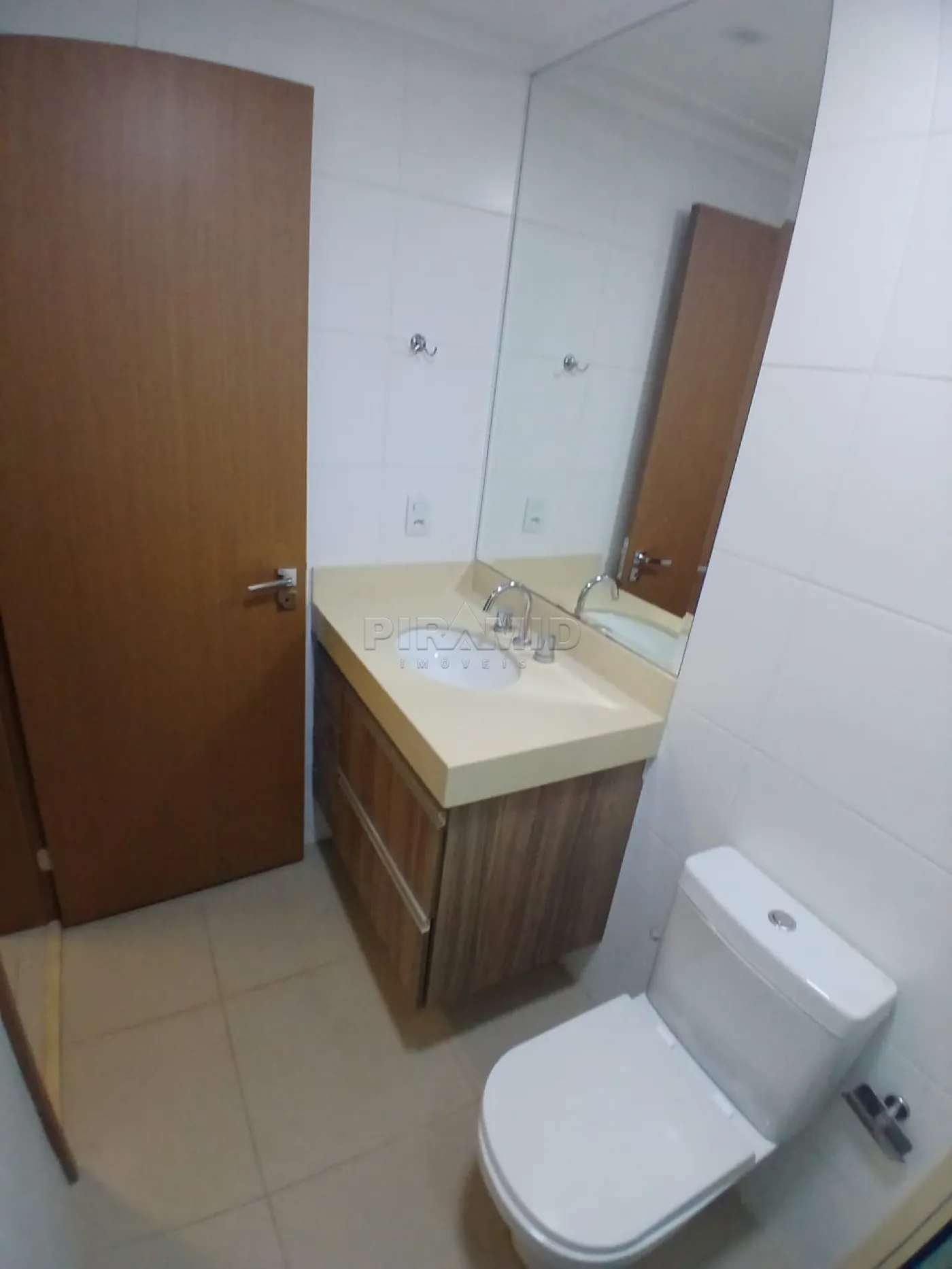 Alugar Apartamento / Padr&atilde;o em Ribeir&atilde;o Preto R$ 4.200,00 - Foto 13