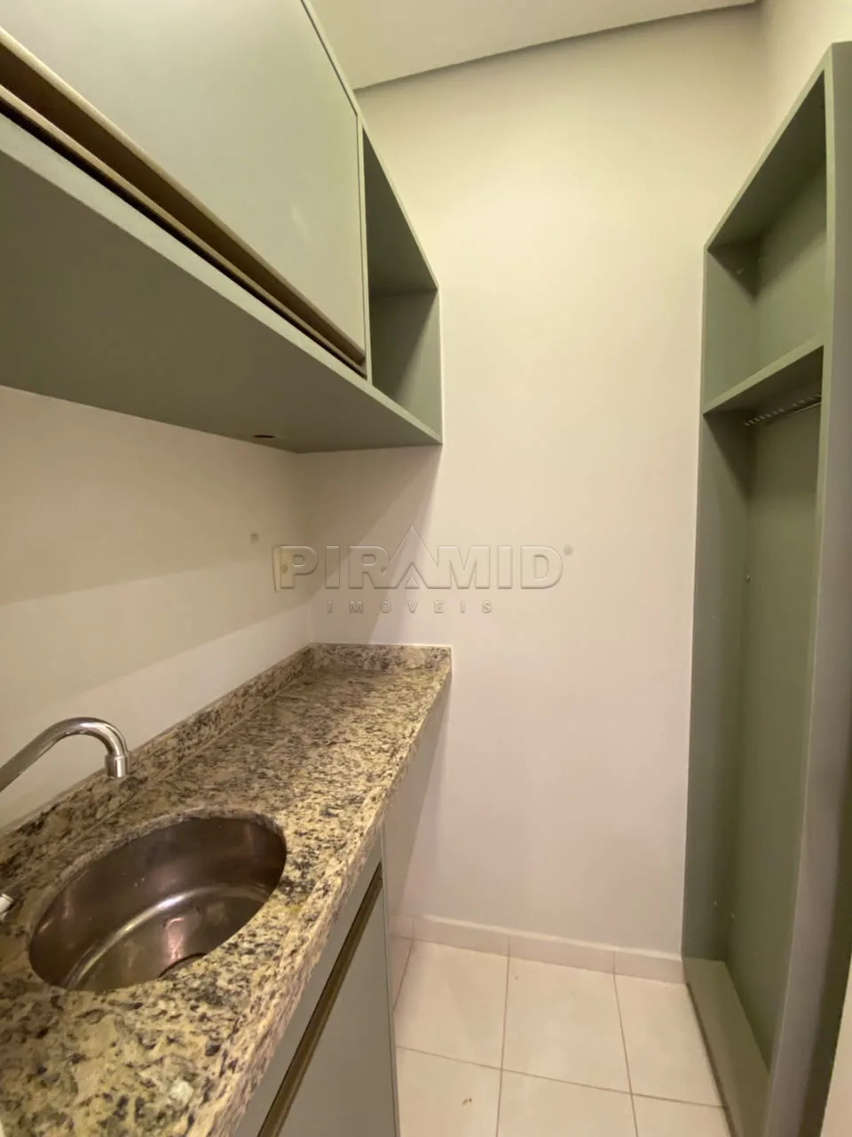 Alugar Comercial / Sala em Ribeir&atilde;o Preto R$ 3.000,00 - Foto 5