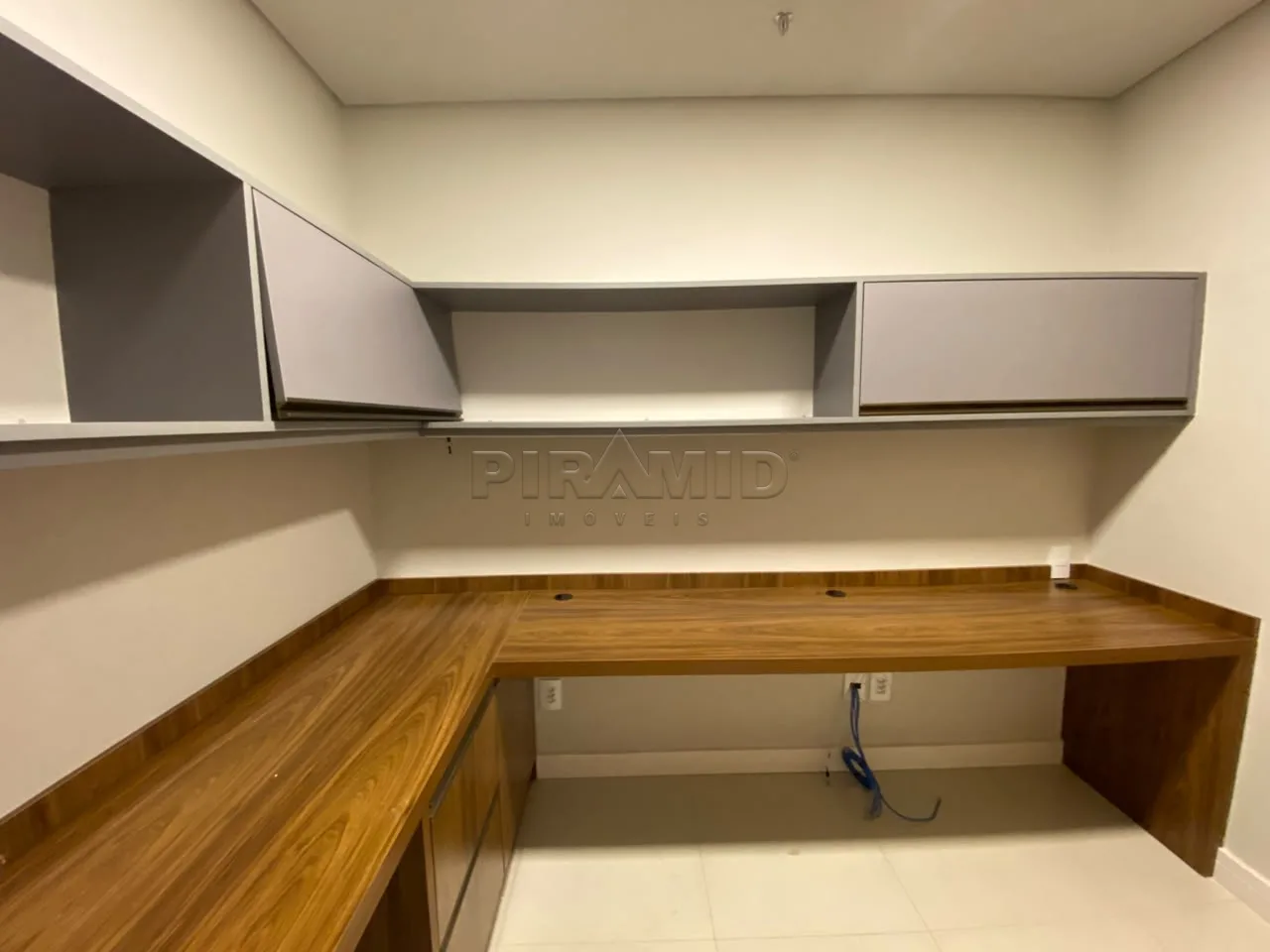 Alugar Comercial / Sala em Ribeir&atilde;o Preto R$ 3.000,00 - Foto 9