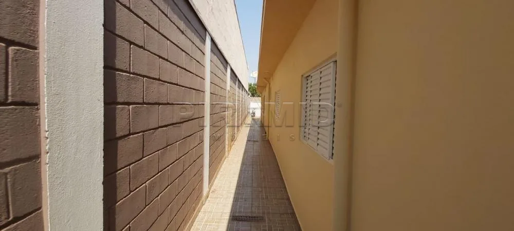 Alugar Casa / Padr&atilde;o em Ribeir&atilde;o Preto R$ 1.700,00 - Foto 20