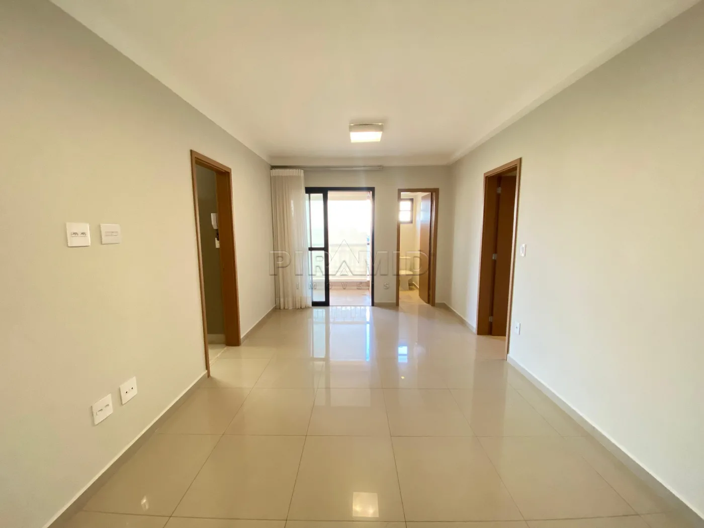 Alugar Apartamento / Padr&atilde;o em Ribeir&atilde;o Preto R$ 4.500,00 - Foto 1