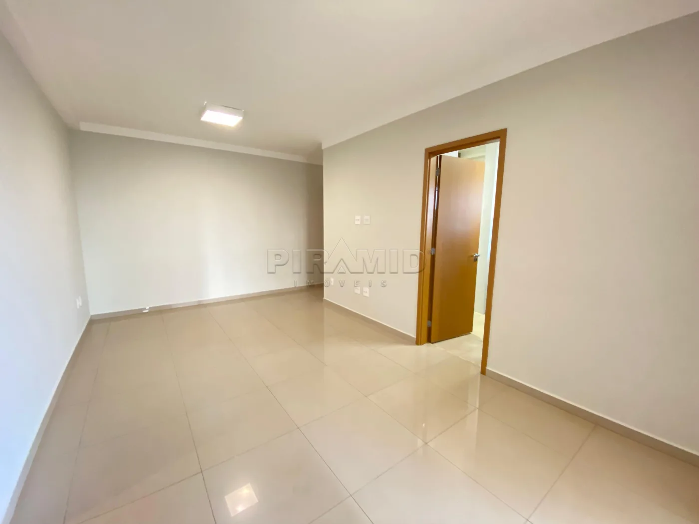 Alugar Apartamento / Padr&atilde;o em Ribeir&atilde;o Preto R$ 4.500,00 - Foto 4