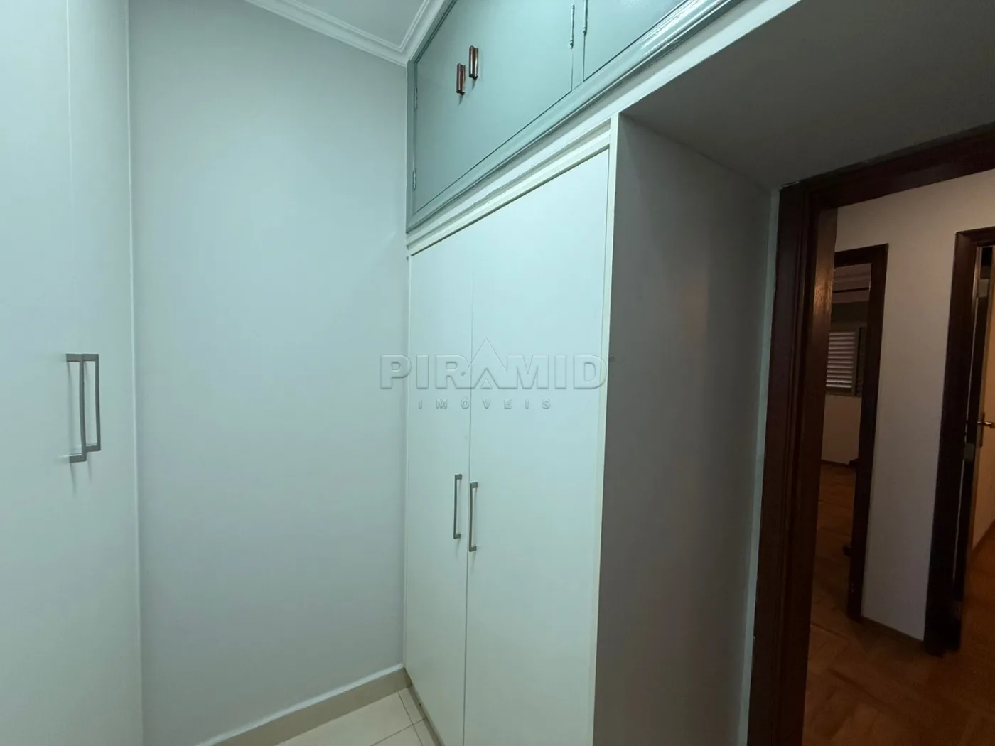 Alugar Apartamento / Padr&atilde;o em Ribeir&atilde;o Preto R$ 1.420,00 - Foto 9