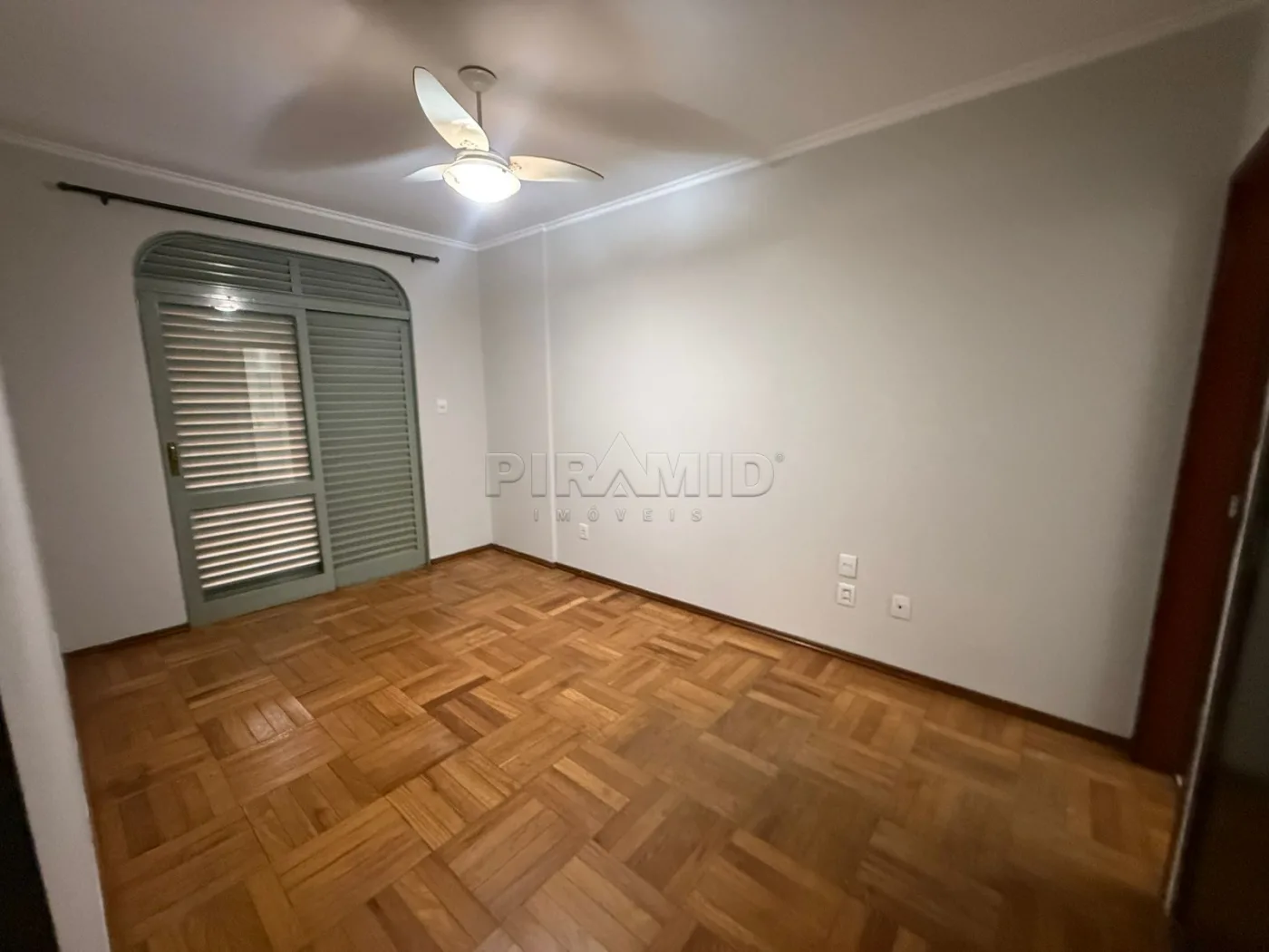 Alugar Apartamento / Padr&atilde;o em Ribeir&atilde;o Preto R$ 1.420,00 - Foto 13